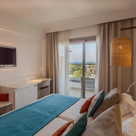 Ipanema فندق إل أرينال