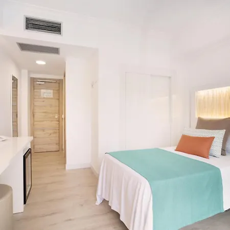 Ipanema מלון אל ארנל