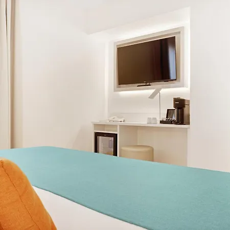 Ipanema מלון אל ארנל